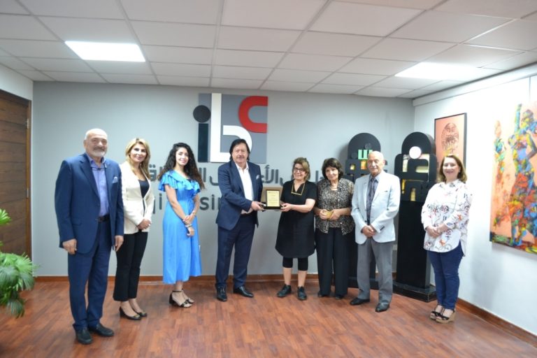 Iraqi Business Council | Umbrella of investment and Iraqi companies in Jordan | IBC Honored Iraqi Artists During their visit to IBC Offices |فعالية بتكريم الفنانين التشكيليي