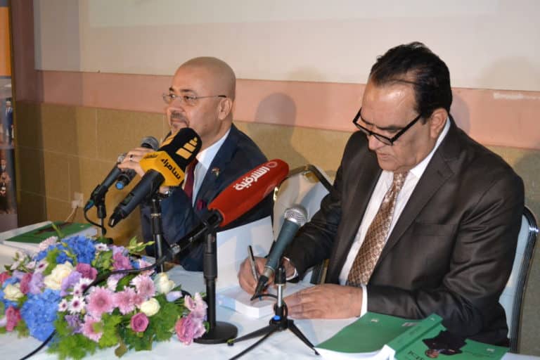 Signing of Dr. Majeed Al-Sammarraie's Book by IBC | توقيع كتاب مجيد السامرائي