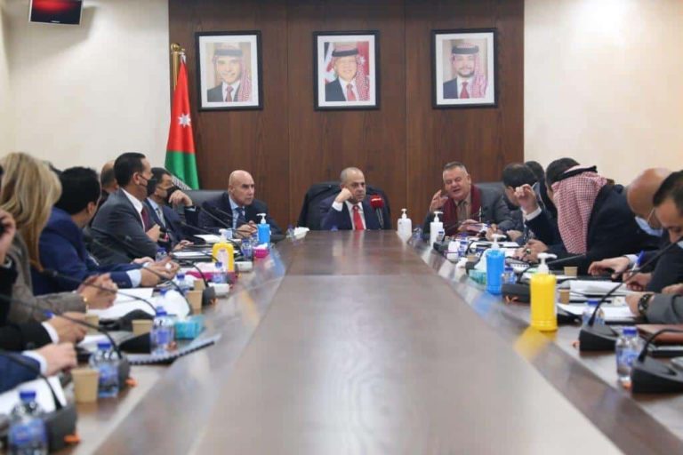 اجتماع متابعة المستثمرين العراقيين
